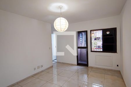 sala de apartamento para alugar com 2 quartos, 52m² em Taquara, Rio de Janeiro