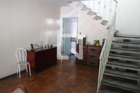 Casa à venda com 125m², 2 quartos e 1 vagaSala