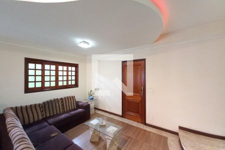 Sala de casa à venda com 4 quartos, 250m² em Parque da Figueira, Campinas