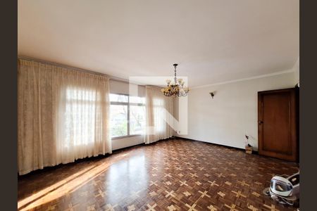 Sala de casa para alugar com 3 quartos, 253m² em Jardim Franca, São Paulo