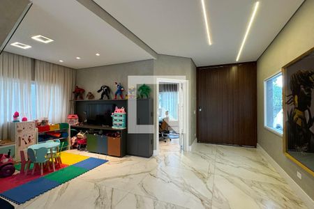 Sala de casa de condomínio à venda com 3 quartos, 590m² em Alphaville, Santana de Parnaíba