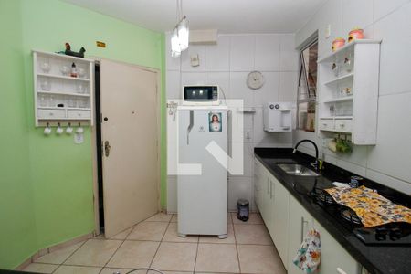 Cozinha de apartamento para alugar com 2 quartos, 120m² em Buritis, Belo Horizonte