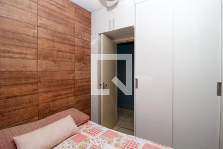 Quarto de apartamento para alugar com 2 quartos, 120m² em Buritis, Belo Horizonte