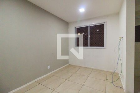 Sala de apartamento para alugar com 2 quartos, 41m² em Jardim Helian, São Paulo