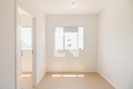 Sala  de apartamento para alugar com 2 quartos, 34m² em Chácara Seis de Outubro, São Paulo