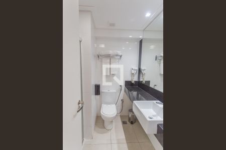 Banheiro da Suíte de kitnet/studio à venda com 1 quarto, 19m² em Nova Suíça, Belo Horizonte