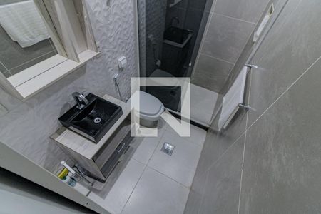 Banheiro de kitnet/studio à venda com 1 quarto, 26m² em Leme, Rio de Janeiro