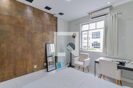 Sala/Quarto de kitnet/studio à venda com 1 quarto, 26m² em Leme, Rio de Janeiro