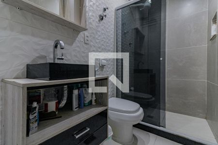 Banheiro de kitnet/studio à venda com 1 quarto, 26m² em Leme, Rio de Janeiro