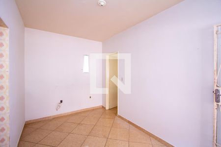 Sala de casa para alugar com 3 quartos, 80m² em Porto Novo, São Gonçalo