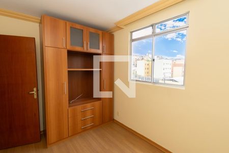 Quarto 1 de apartamento para alugar com 2 quartos, 60m² em Santa Cruz Industrial, Contagem