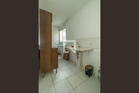 Cozinha de apartamento à venda com 2 quartos, 42m² em Sarandi, Porto Alegre