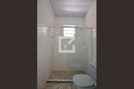 Banheiro de casa para alugar com 1 quarto, 60m² em Marechal Hermes, Rio de Janeiro