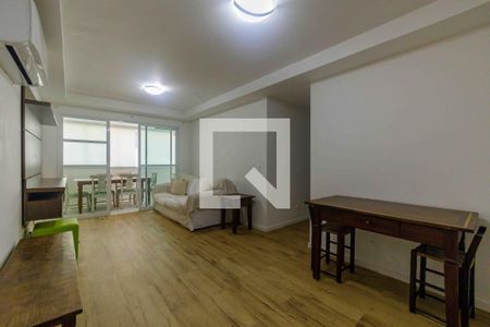 Sala de apartamento para alugar com 3 quartos, 90m² em Recreio dos Bandeirantes, Rio de Janeiro