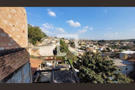 Vista da Sala de casa à venda com 5 quartos, 96m² em Novo Horizonte, Betim