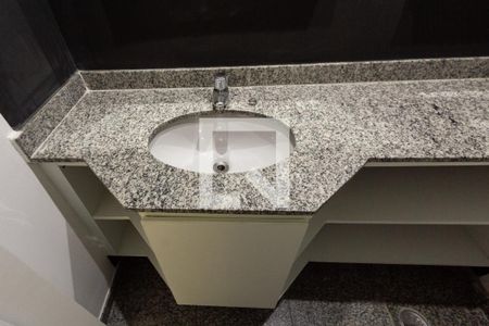 Lavabo de apartamento à venda com 3 quartos, 103m² em Moema, São Paulo