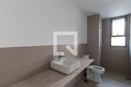 Banheiro de apartamento à venda com 2 quartos, 76m² em Vila da Serra, Nova Lima