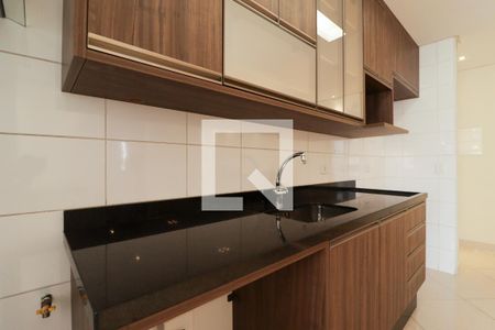 Sala/Cozinha/Área de Serviço de apartamento para alugar com 3 quartos, 69m² em Vila Dom Pedro II, São Paulo