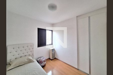 Quarto 1 de apartamento à venda com 3 quartos, 76m² em Vila Ipojuca, São Paulo