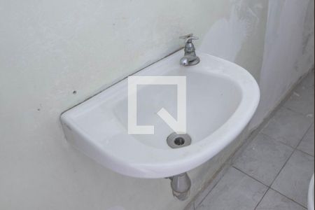 Lavabo de casa à venda com 2 quartos, 80m² em Vila Santo Estefano, São Paulo