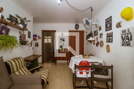 Sala de apartamento à venda com 2 quartos, 60m² em Santo Antônio, Porto Alegre