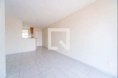 Sala de apartamento à venda com 3 quartos, 60m² em Vila Scarpelli, Santo André