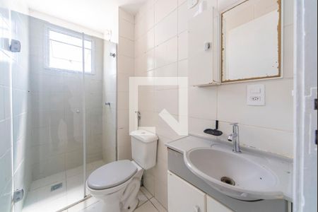 Banheiro  de apartamento à venda com 3 quartos, 60m² em Vila Scarpelli, Santo André