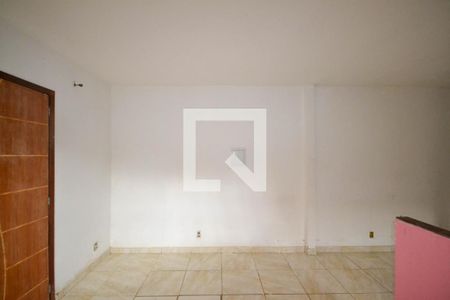 Sala de casa para alugar com 1 quarto, 60m² em Comendador Soares, Nova Iguaçu