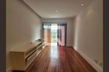 Sala de apartamento para alugar com 2 quartos, 72m² em Barra da Tijuca, Rio de Janeiro