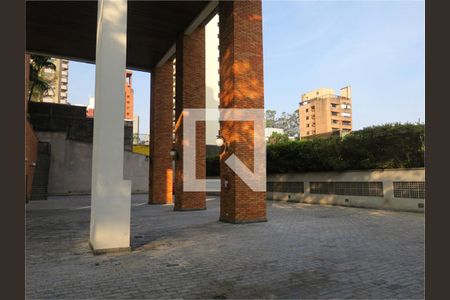 Apartamento à venda com 4 quartos, 881m² em Real Parque, São Paulo