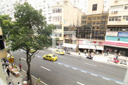 Vista da Sala/Quarto de kitnet/studio para alugar com 1 quarto, 30m² em Copacabana, Rio de Janeiro