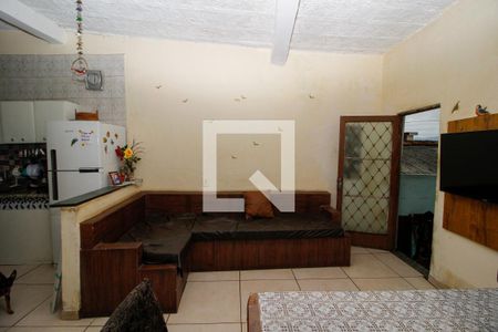 Sala  de casa à venda com 2 quartos, 128m² em Colégio Batista, Belo Horizonte