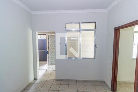 Sala de apartamento para alugar com 3 quartos, 65m² em Marechal Hermes, Rio de Janeiro