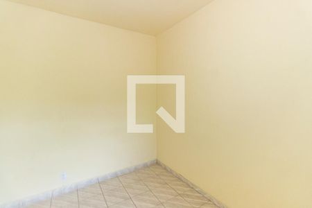 Quarto 1 de casa para alugar com 2 quartos, 65m² em Marechal Hermes, Rio de Janeiro