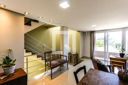 Sala de casa à venda com 3 quartos, 244m² em Aberta dos Morros, Porto Alegre