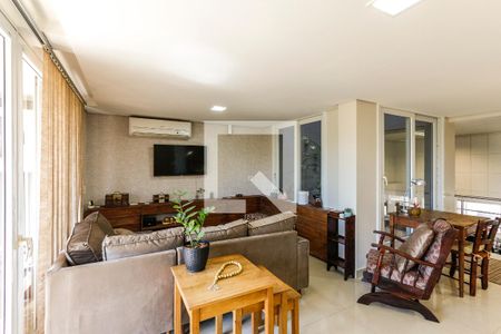 Sala de casa à venda com 3 quartos, 244m² em Aberta dos Morros, Porto Alegre