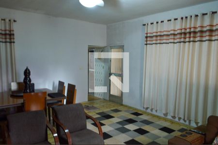 Sala de casa de condomínio à venda com 4 quartos, 180m² em Taquara, Rio de Janeiro