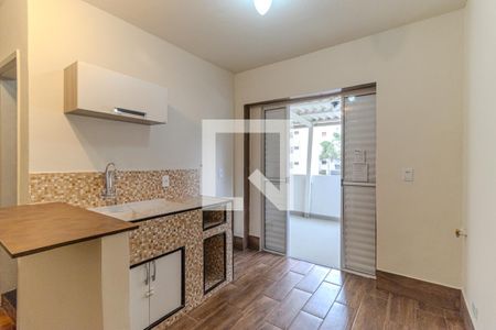 Cozinha de kitnet/studio para alugar com 1 quarto, 34m² em Santa Cecilia, São Paulo