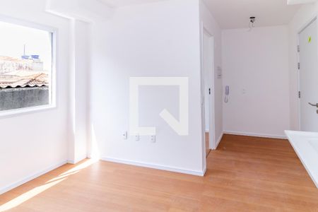 Sala/Cozinha de apartamento à venda com 2 quartos, 28m² em Vila Ipojuca, São Paulo