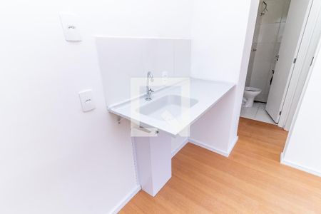 Sala/Cozinha de apartamento à venda com 2 quartos, 28m² em Vila Ipojuca, São Paulo