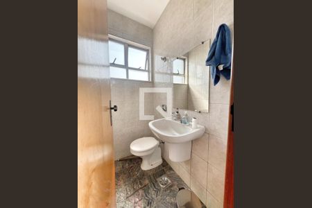 Banheiro de apartamento à venda com 4 quartos, 160m² em Minas Brasil, Belo Horizonte