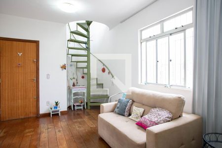 Sala de apartamento para alugar com 2 quartos, 90m² em São Lucas, Belo Horizonte