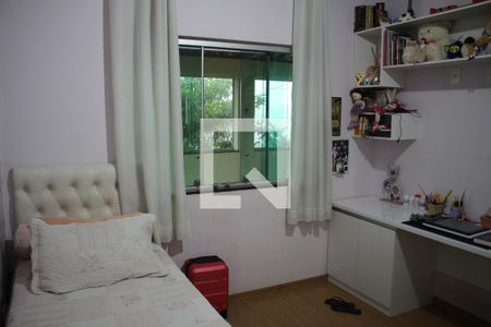 Quarto 1 de casa para alugar com 3 quartos, 150m² em Lindéia, Contagem