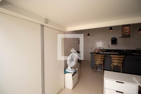 Sala/Quarto de apartamento para alugar com 1 quarto, 36m² em Samambaia Sul (samambaia), Brasília