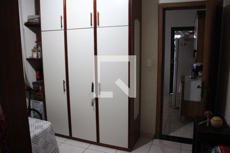 Quarto 1 de casa para alugar com 2 quartos, 170m² em Lindéia, Contagem