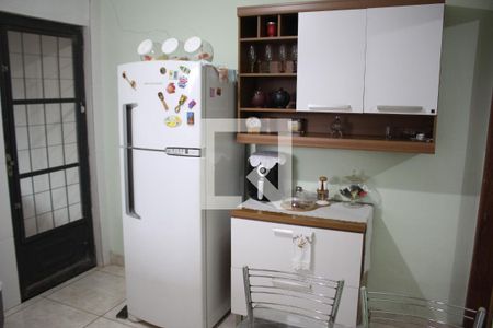 Cozinha de casa para alugar com 2 quartos, 170m² em Lindéia, Contagem