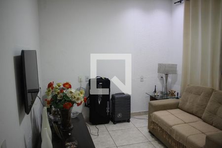 Sala de casa para alugar com 2 quartos, 170m² em Lindéia, Contagem