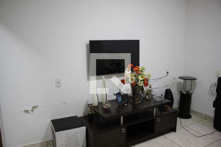 Sala de casa para alugar com 2 quartos, 170m² em Lindéia, Contagem