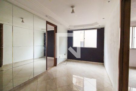 Sala de apartamento para alugar com 3 quartos, 49m² em Cidade Líder, São Paulo