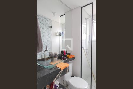 Banheiro de apartamento para alugar com 2 quartos, 44m² em Vila Bremen, Guarulhos